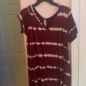 Red and white T-shirt from Crepas size medium